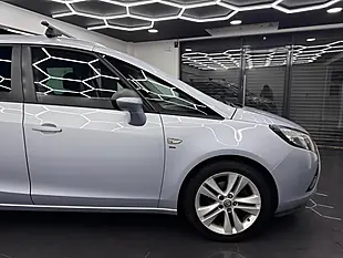 Used 2015 Vauxhall Zafira Tourer Sri Silver - Interior and Exterior details 19