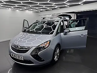 Used 2015 Vauxhall Zafira Tourer Sri Silver - Interior and Exterior details 8
