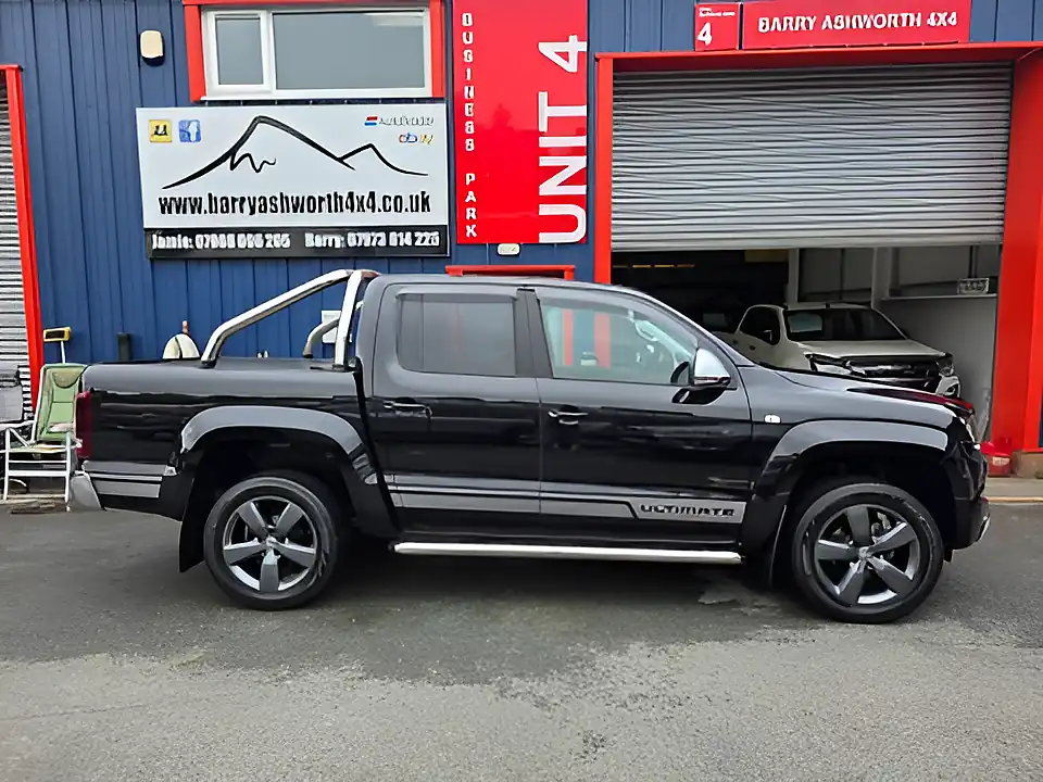 Used 2015 Volkswagen Amarok Ultimate Black - Interior and Exterior details 4