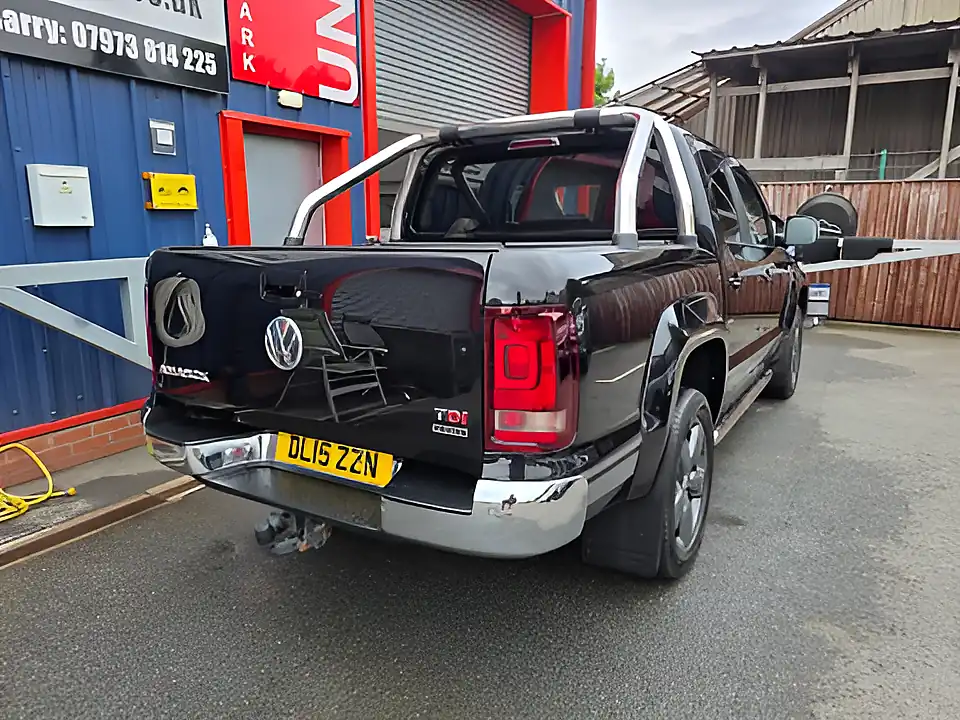 Used 2015 Volkswagen Amarok Ultimate Black - Interior and Exterior details 8