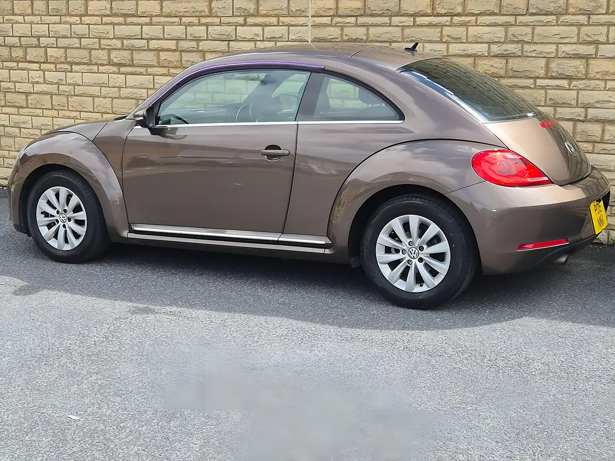 Used 2015 Volkswagen Beetle Design Brown - Interior and Exterior details 8