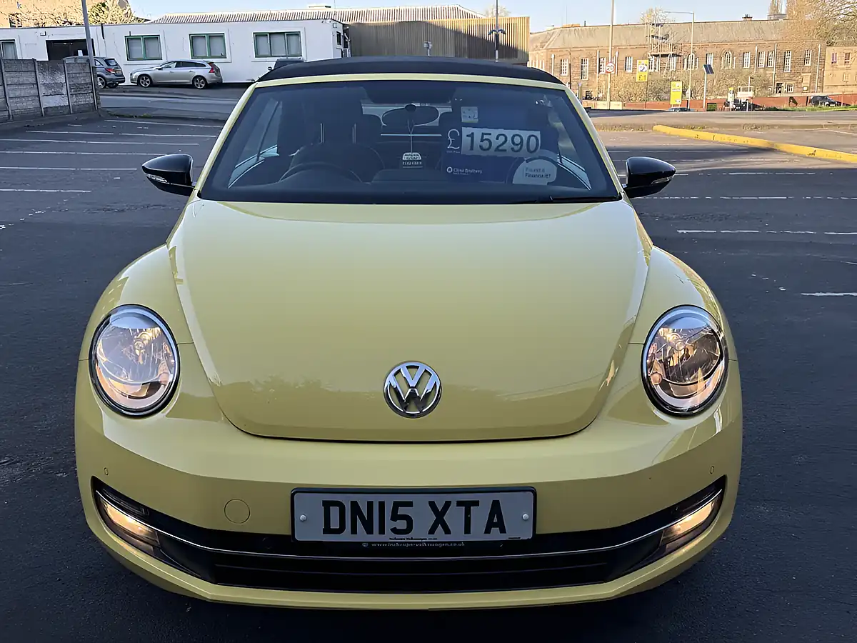 Used 2015 Volkswagen Beetle Sport Yellow - Interior and Exterior details 5