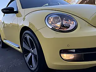 Used 2015 Volkswagen Beetle Sport Yellow - Interior and Exterior details 7