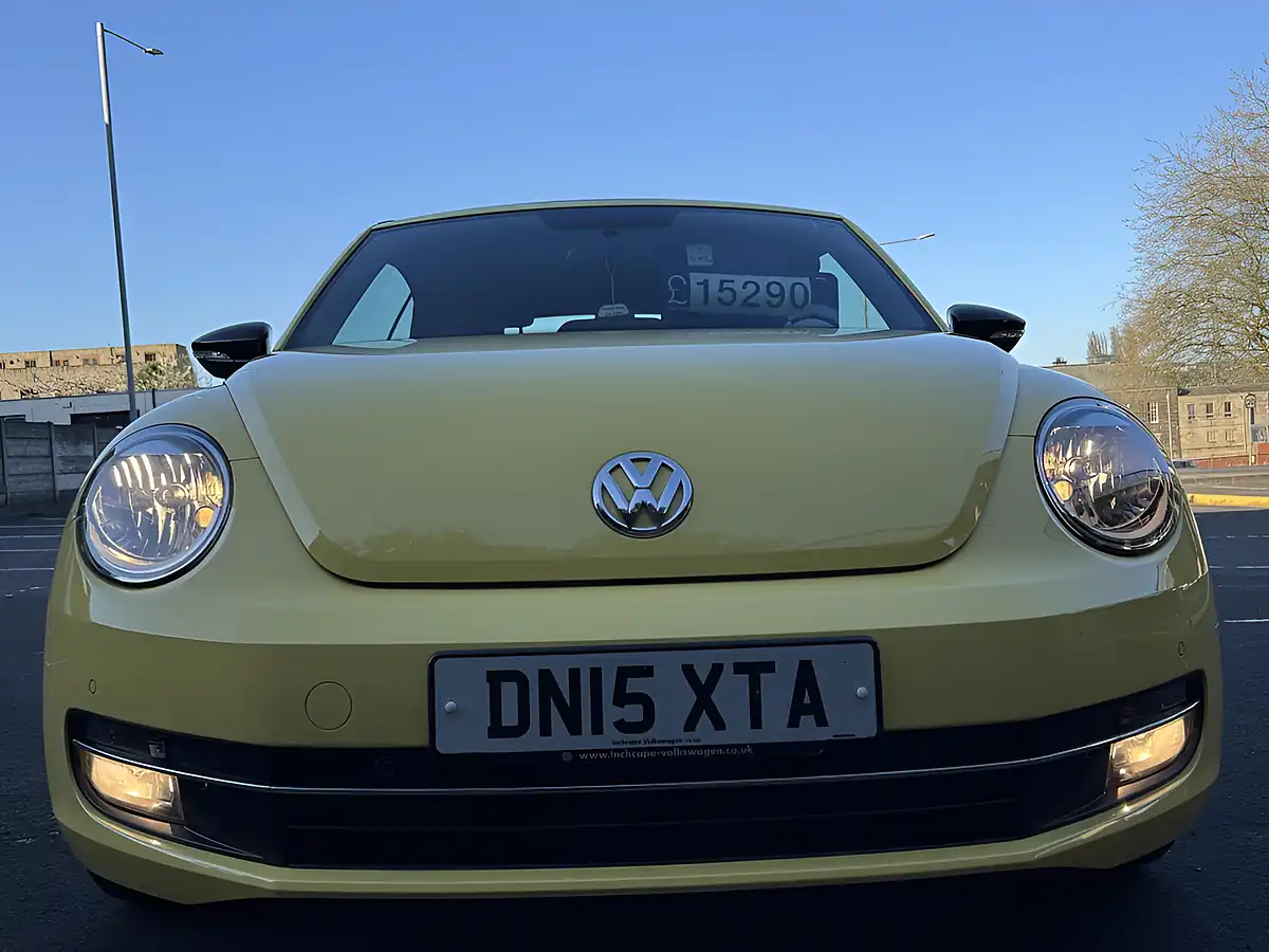Used 2015 Volkswagen Beetle Sport Yellow - Interior and Exterior details 8