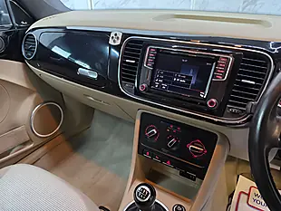 Used 2015 Volkswagen Beetle Tech Design Black - Interior and Exterior details 15