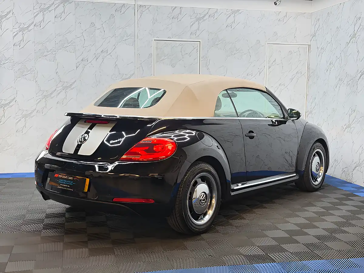 Used 2015 Volkswagen Beetle Tech Design Black - Interior and Exterior details 9