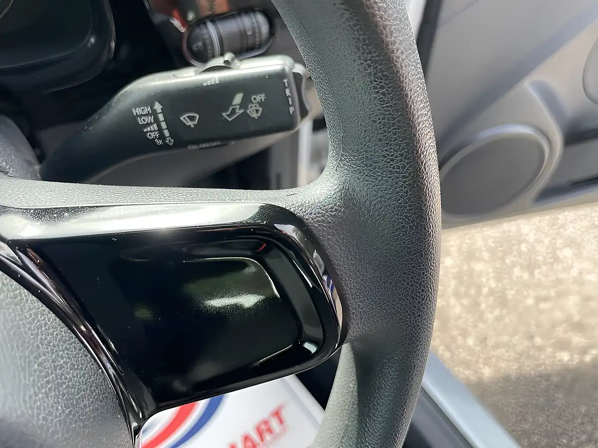 Used 2015 Volkswagen Beetle White - Interior and Exterior details 17