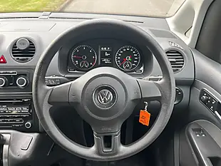 Used 2015 Volkswagen Caddy Life Blue - Interior and Exterior details 17