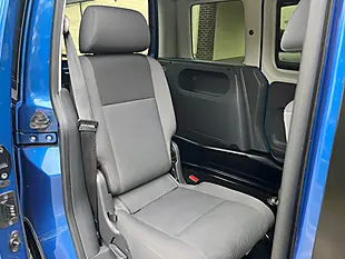 Used 2015 Volkswagen Caddy Life Blue - Interior and Exterior details 18
