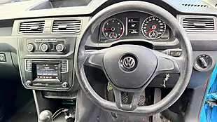 Used 2015 Volkswagen Caddy Maxi Startline Acapulco Blue - Interior and Exterior details 10