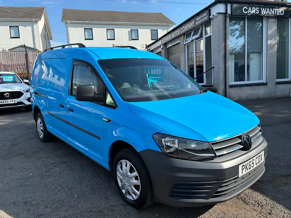 Used 2015 Volkswagen Caddy Maxi Startline Blue - Front View