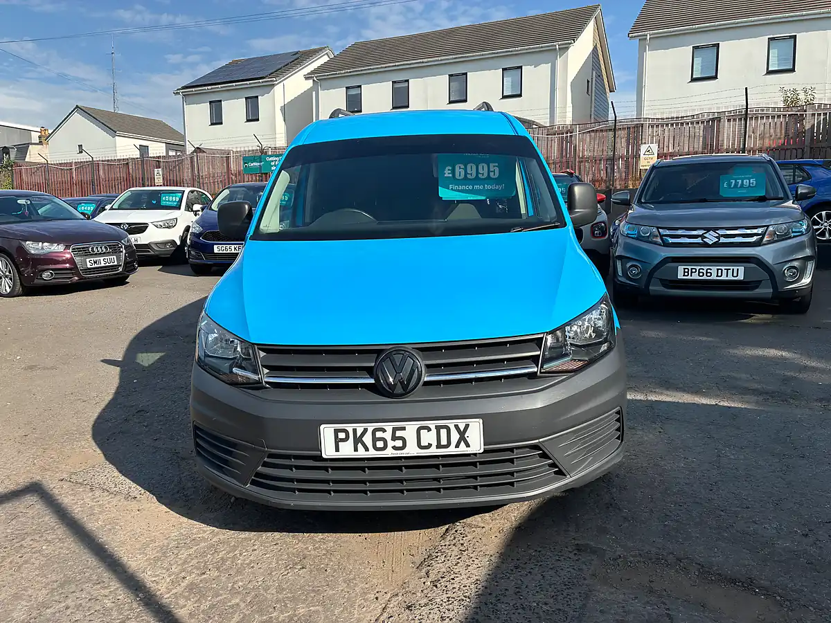 Used 2015 Volkswagen Caddy Maxi Startline Blue - Interior and Exterior details 3