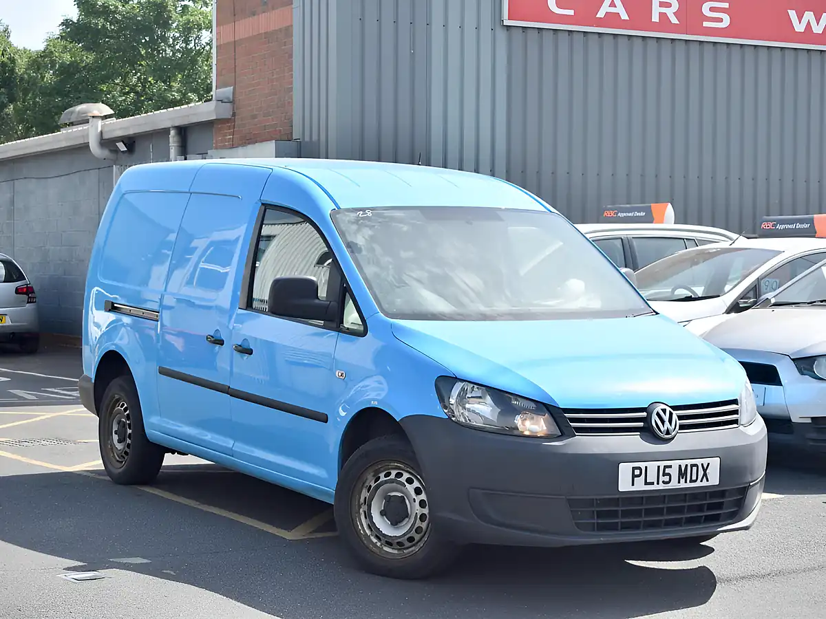 Used 2015 Volkswagen Caddy Maxi Startline Lwb Blue - Front View