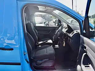 Used 2015 Volkswagen Caddy Maxi Startline Lwb Blue - Interior and Exterior details 12