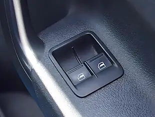 Used 2015 Volkswagen Caddy Maxi Startline Lwb Blue - Interior and Exterior details 17