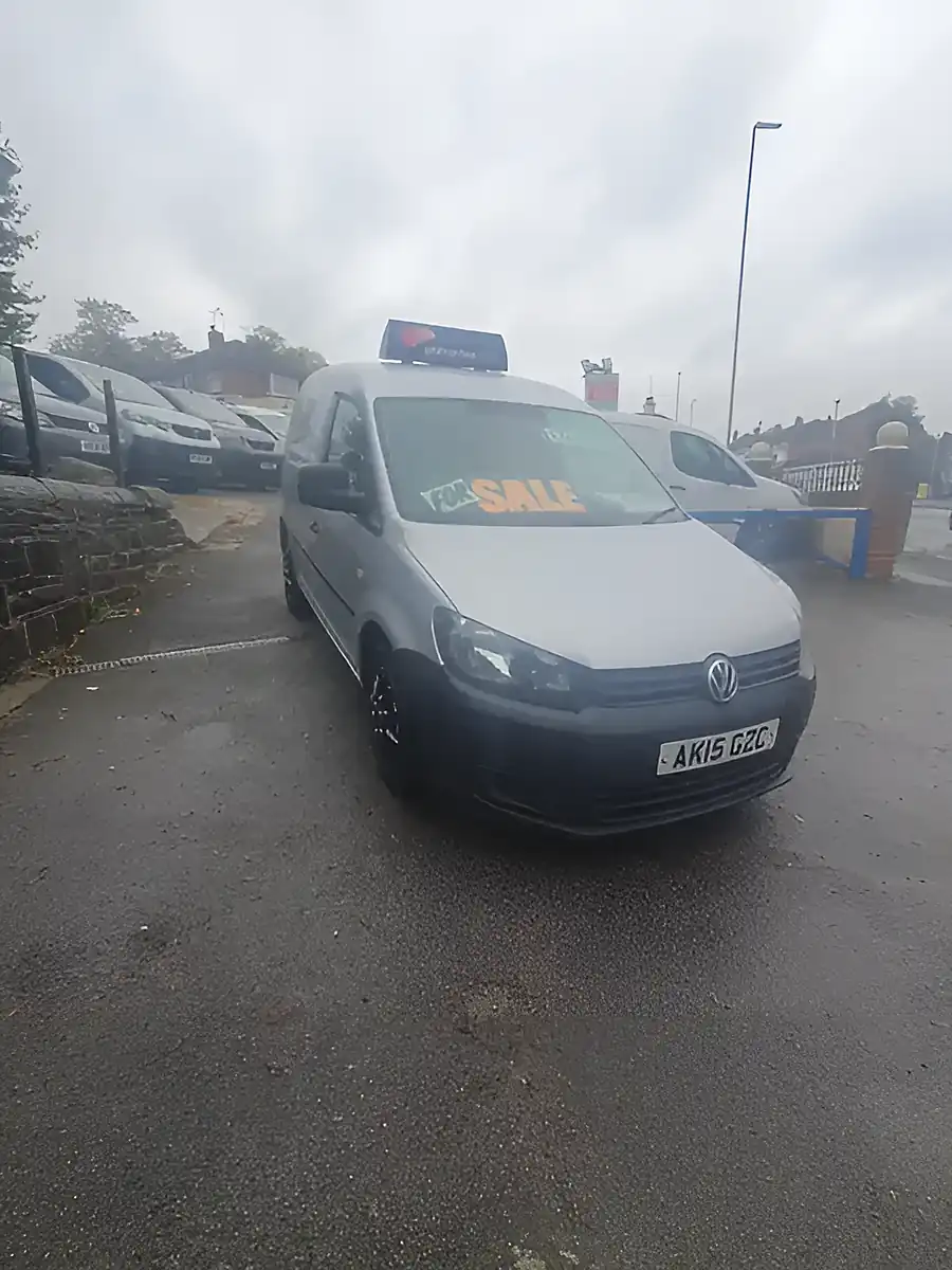 Used 2015 Volkswagen Caddy Silver Metallic Silver Metallic - Interior and Exterior details 3
