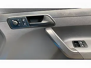 Used 2015 Volkswagen Caddy Startline Blue - Interior and Exterior details 18