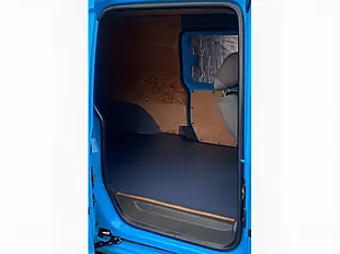 Used 2015 Volkswagen Caddy Startline Blue - Interior and Exterior details 6