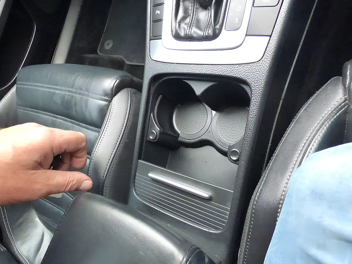 Used 2015 Volkswagen Cc Bluemotion Tech GT Blue - Interior and Exterior details 19