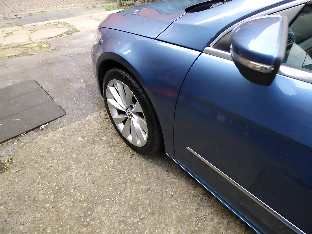 Used 2015 Volkswagen Cc Bluemotion Tech GT Blue - Interior and Exterior details 5
