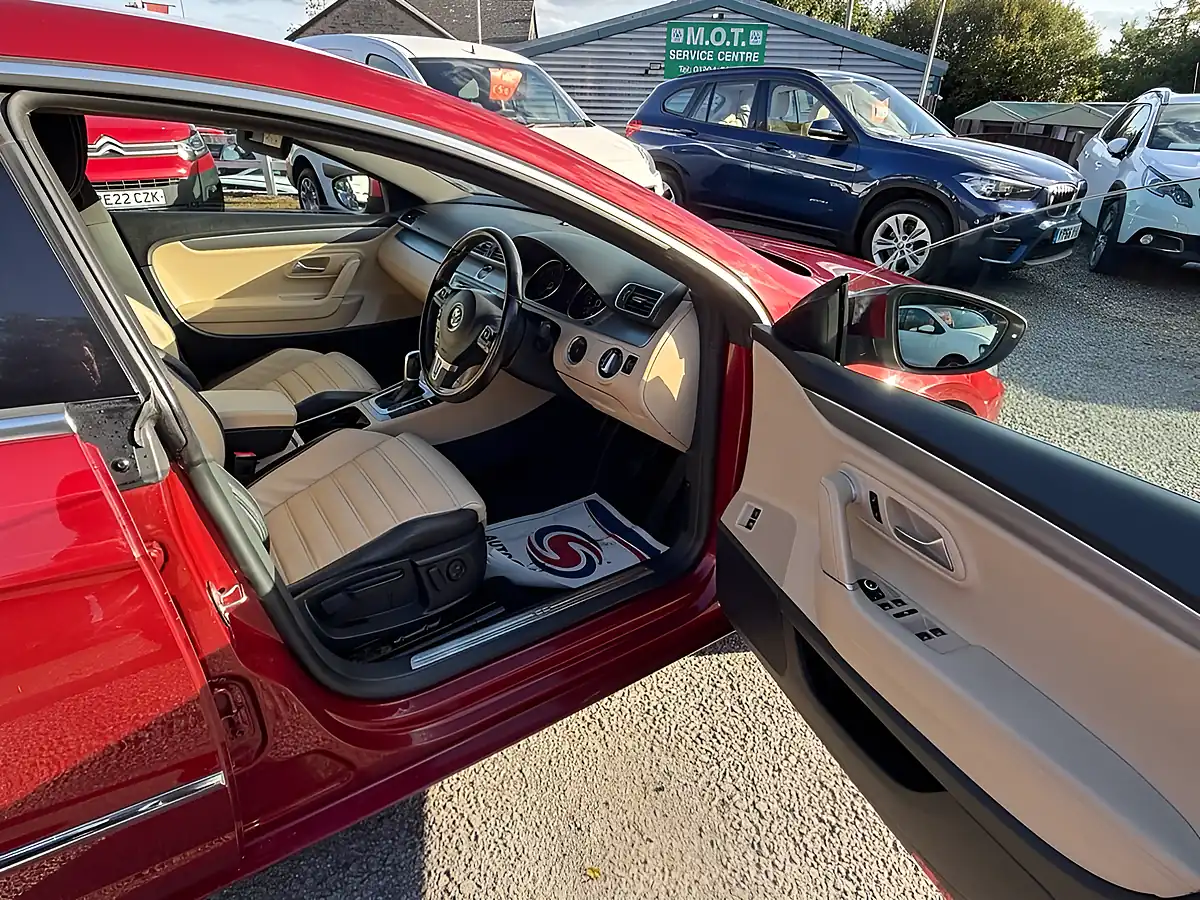 Used 2015 Volkswagen Cc GT Fortana Red - Interior and Exterior details 17