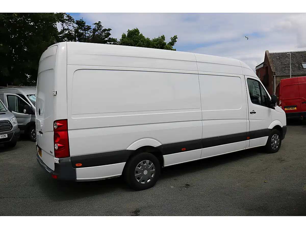 Used 2015 Volkswagen Crafter Startline White - Interior and Exterior details 11