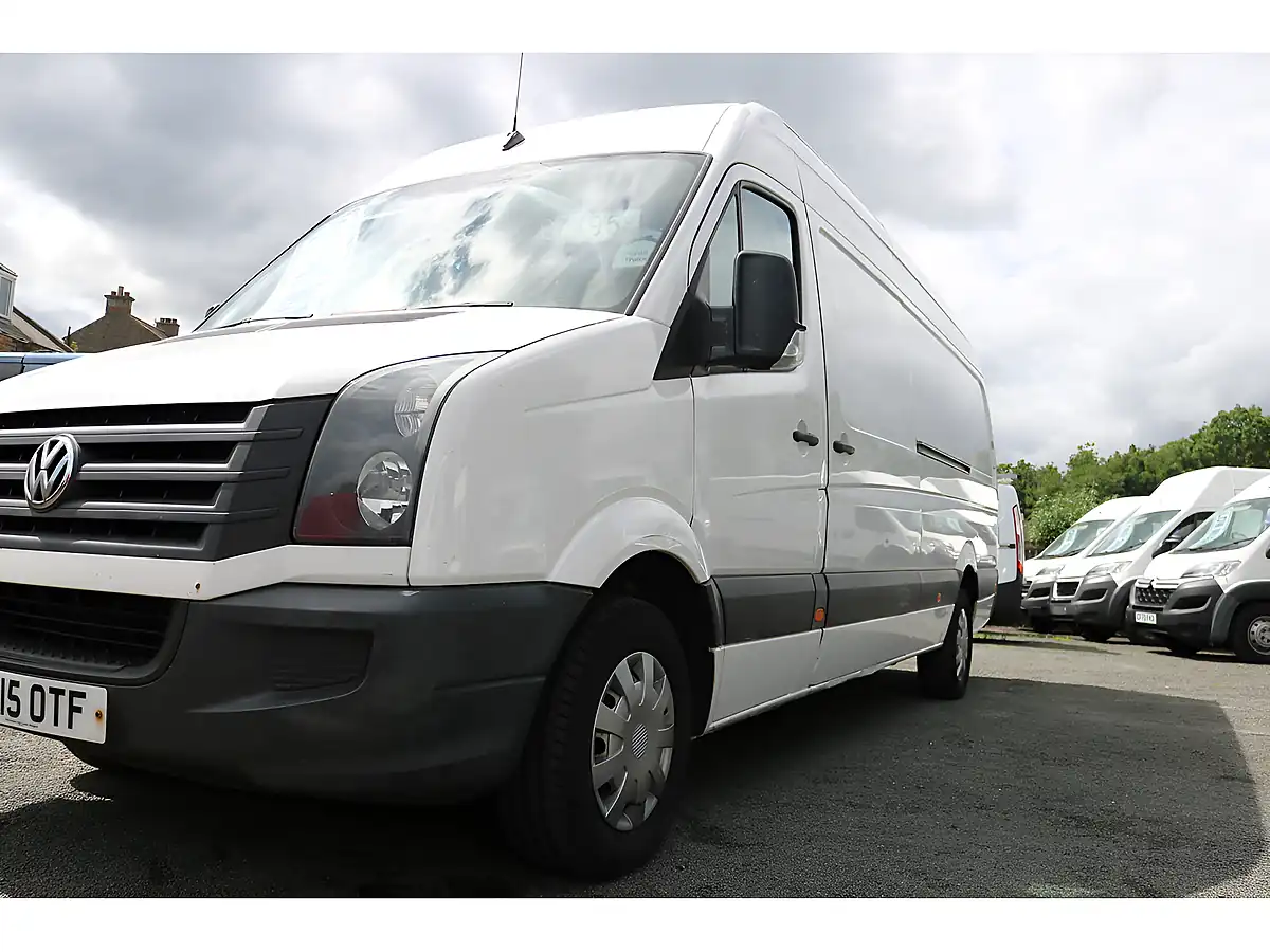 Used 2015 Volkswagen Crafter Startline White - Interior and Exterior details 13
