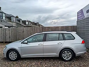 Used 2015 Volkswagen Golf Bluemotion Silver - Interior and Exterior details 10