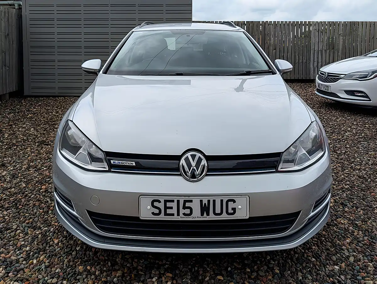 Used 2015 Volkswagen Golf Bluemotion Silver - Interior and Exterior details 2