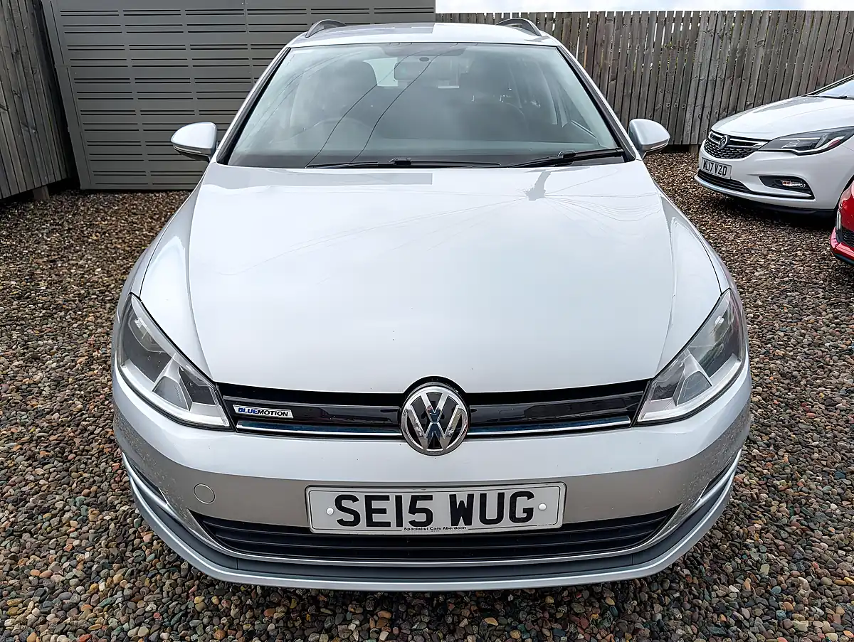 Used 2015 Volkswagen Golf Bluemotion Silver - Interior and Exterior details 6