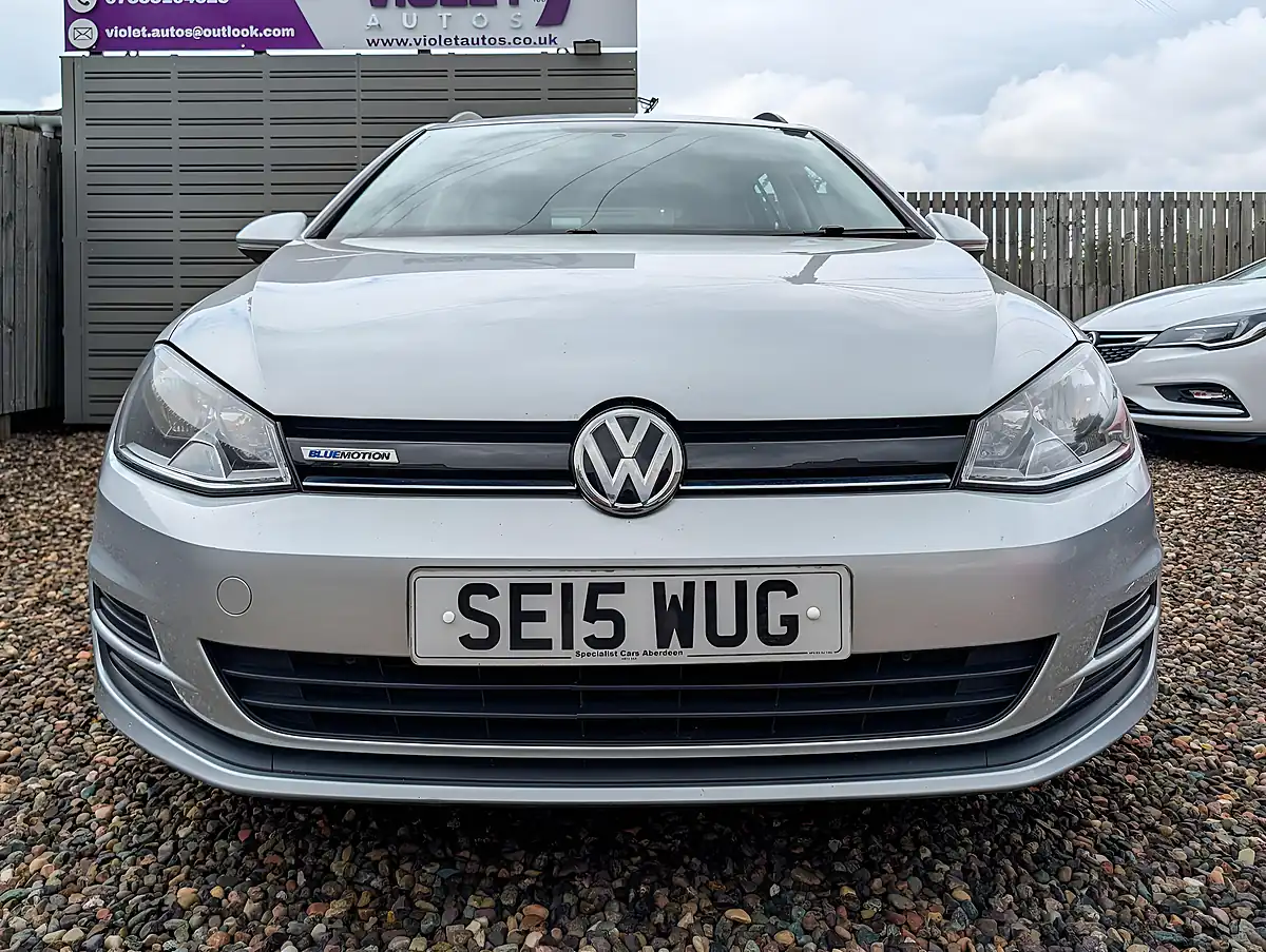Used 2015 Volkswagen Golf Bluemotion Silver - Interior and Exterior details 7