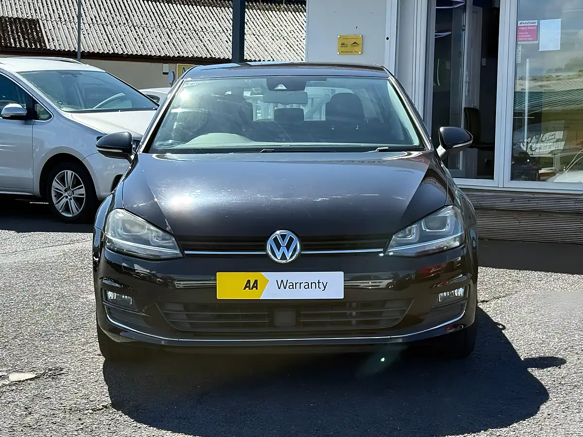 Used 2015 Volkswagen Golf Bluemotion Tech GT Black - Interior and Exterior details 7