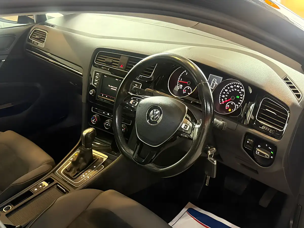 Used 2015 Volkswagen Golf Bluemotion Tech GT Black - Interior and Exterior details 14