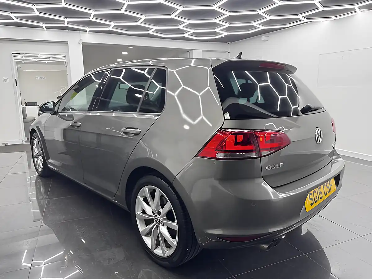 Used 2015 Volkswagen Golf Bluemotion Tech GT Grey - Interior and Exterior details 4