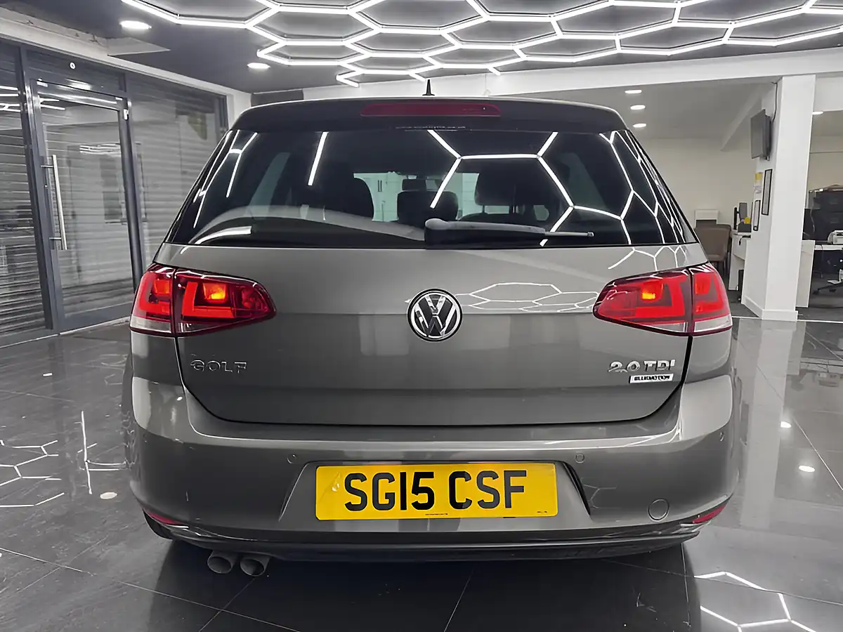 Used 2015 Volkswagen Golf Bluemotion Tech GT Grey - Interior and Exterior details 8