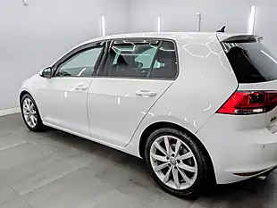 Used 2015 Volkswagen Golf Bluemotion Tech GT Pure White - Interior and Exterior details 6