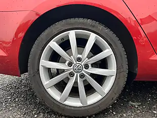 Used 2015 Volkswagen Golf Bluemotion Tech GT Red - Interior and Exterior details 20