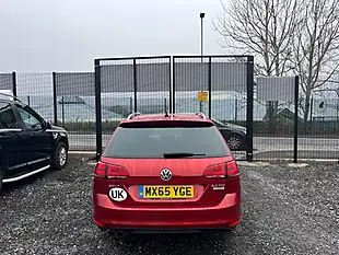 Used 2015 Volkswagen Golf Bluemotion Tech GT Red - Interior and Exterior details 9