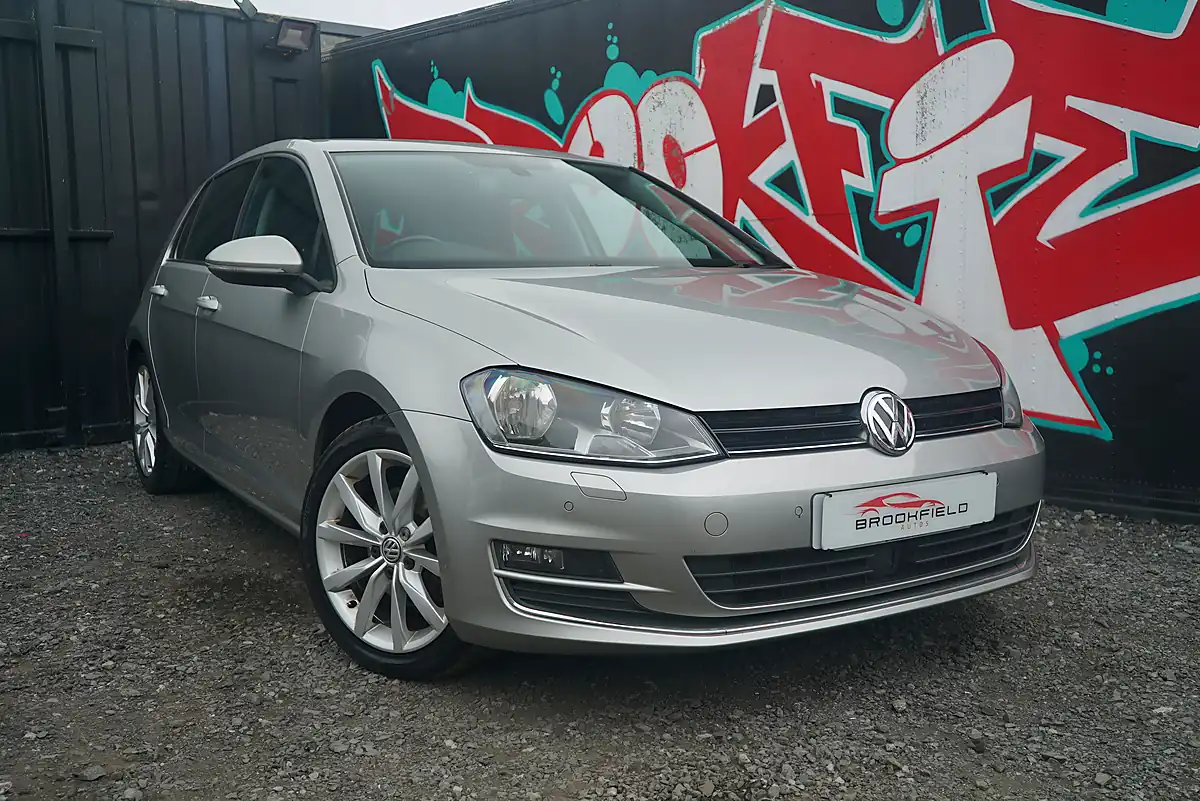Used 2015 Volkswagen Golf Bluemotion Tech GT Silver - Interior and Exterior details 2