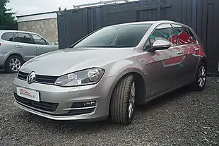 Used 2015 Volkswagen Golf Bluemotion Tech GT Silver - Interior and Exterior details 9