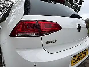 Used 2015 Volkswagen Golf Bluemotion Tech GT White - Interior and Exterior details 9