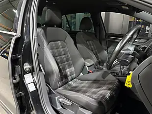 Used 2015 Volkswagen Golf Bluemotion Tech Gtd Black - Interior and Exterior details 12