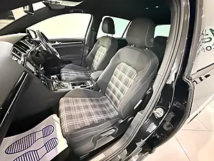 Used 2015 Volkswagen Golf Bluemotion Tech Gtd Black - Interior and Exterior details 12
