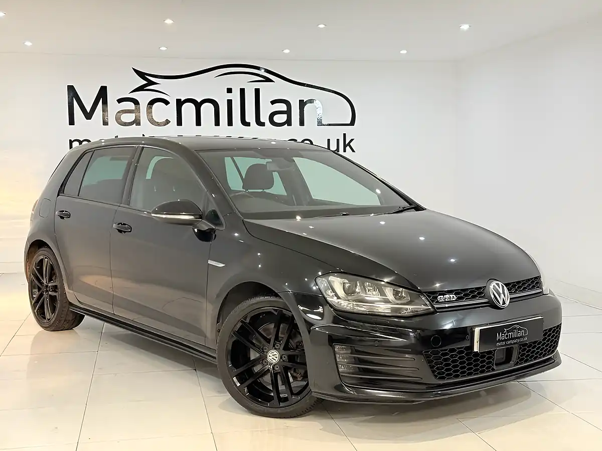 Used 2015 Volkswagen Golf Bluemotion Tech Gtd Black - Interior and Exterior details 3