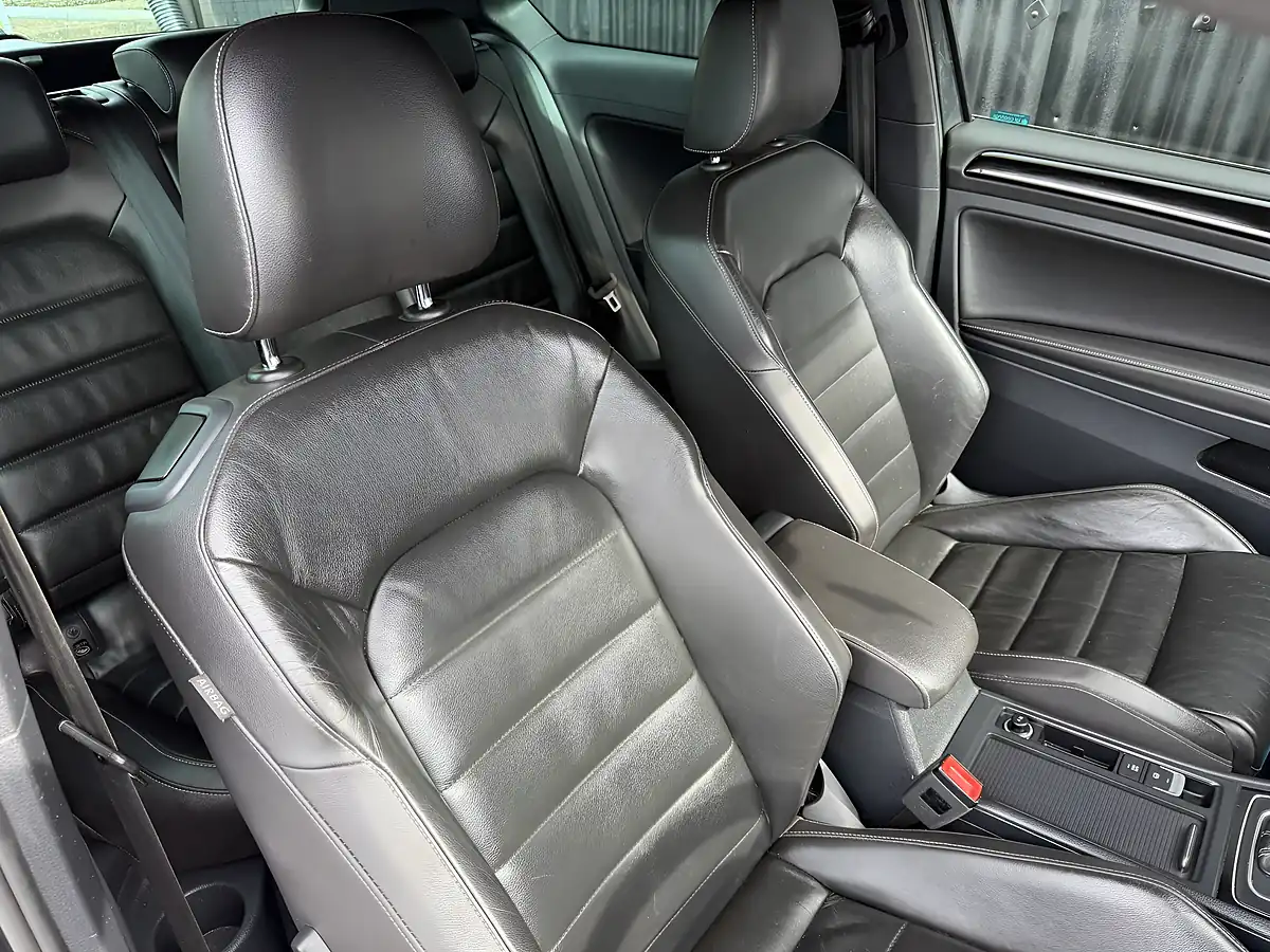 Used 2015 Volkswagen Golf Bluemotion Tech Gtd Grey - Interior and Exterior details 13