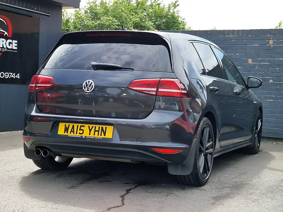 Used 2015 Volkswagen Golf Bluemotion Tech Gtd Grey - Interior and Exterior details 13