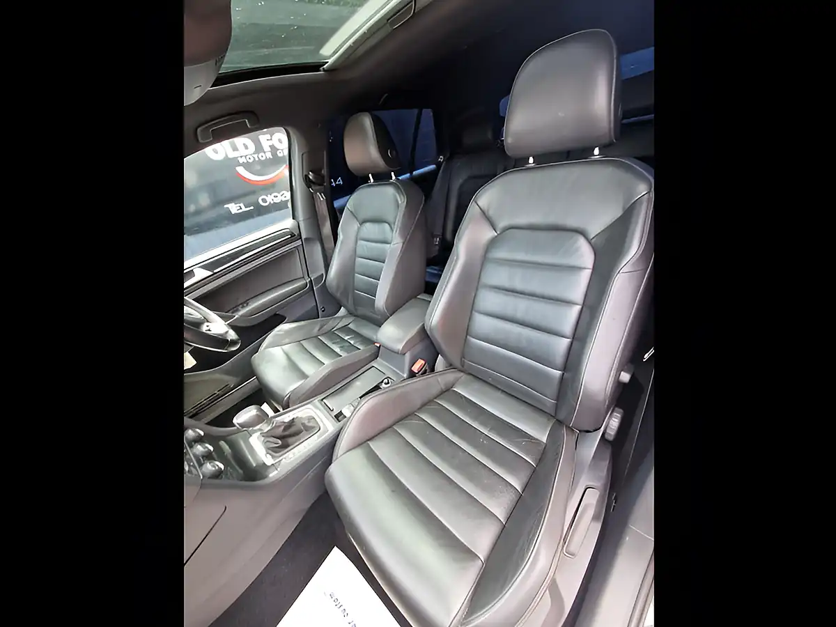 Used 2015 Volkswagen Golf Bluemotion Tech Gtd Grey - Interior and Exterior details 16