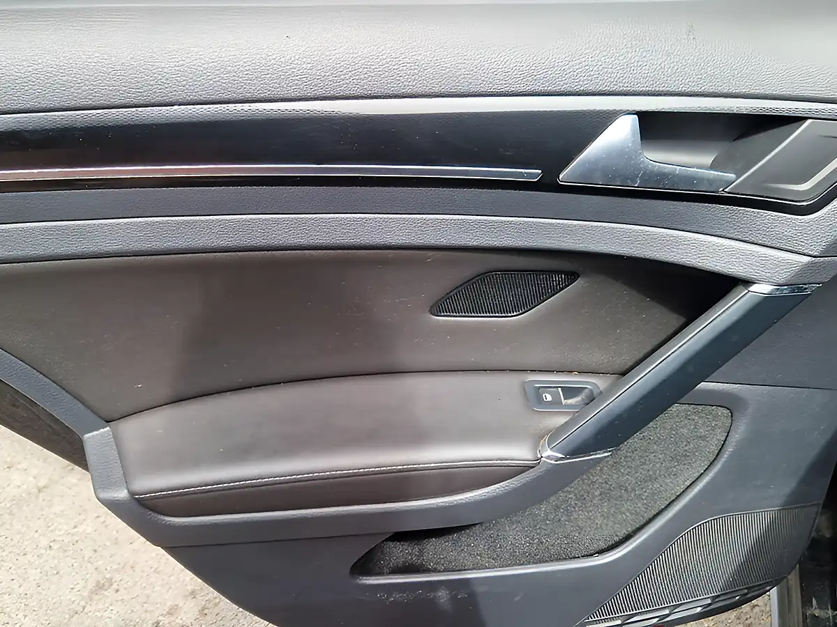 Used 2015 Volkswagen Golf Bluemotion Tech Gtd Grey - Interior and Exterior details 17