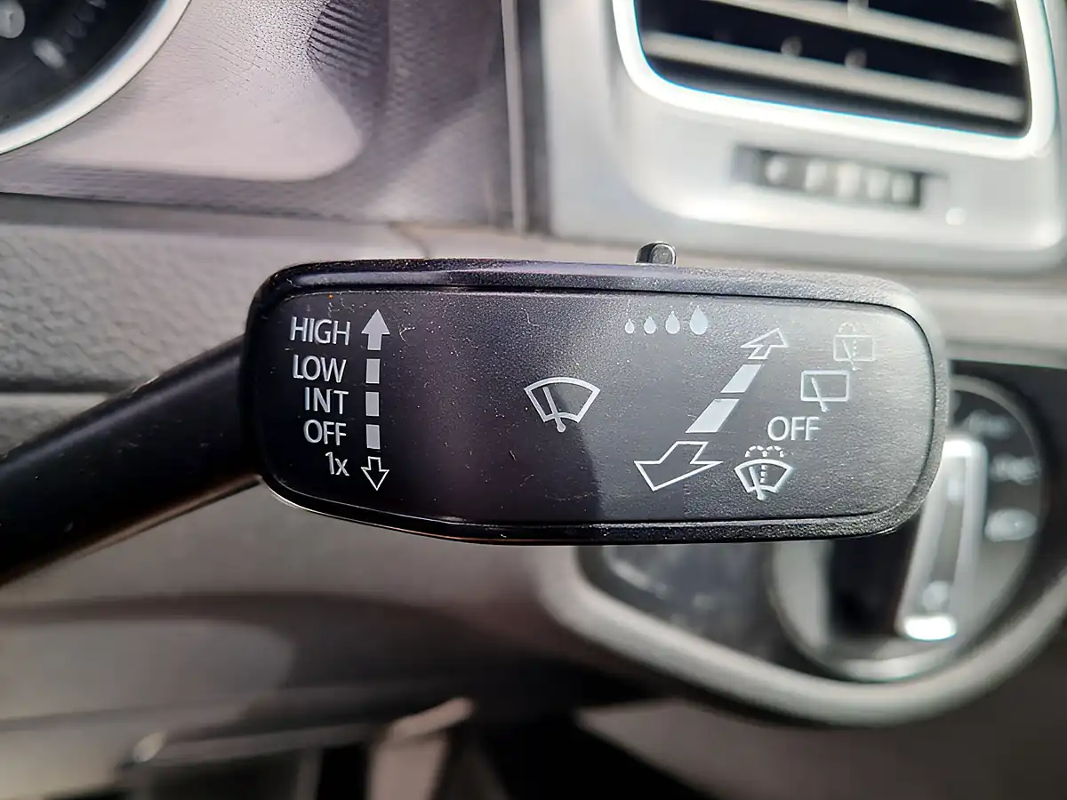 Used 2015 Volkswagen Golf Bluemotion Tech Gtd Grey - Interior and Exterior details 18