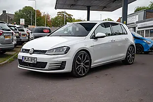Used 2015 Volkswagen Golf Bluemotion Tech Gtd Pure White - Interior and Exterior details 4
